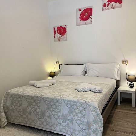 La Mia Casa Vacanze "La Playa" Catania Bagian luar foto